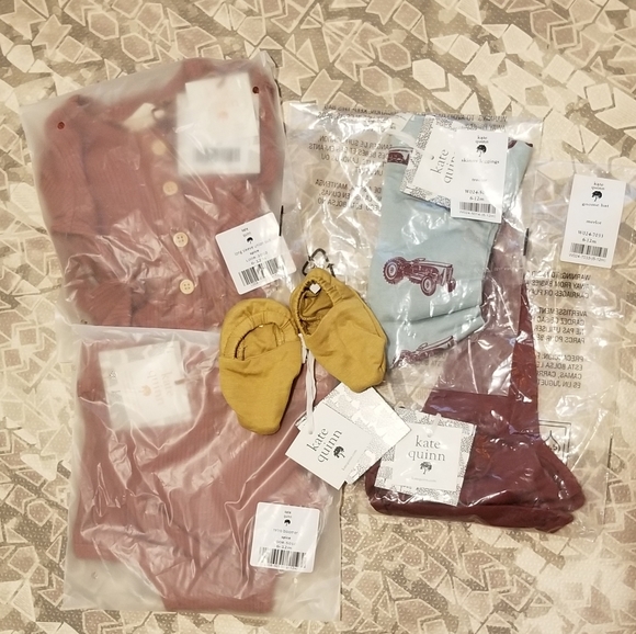 NWT- Kate Quinn Lot 6 to 12month - Picture 2 of 2